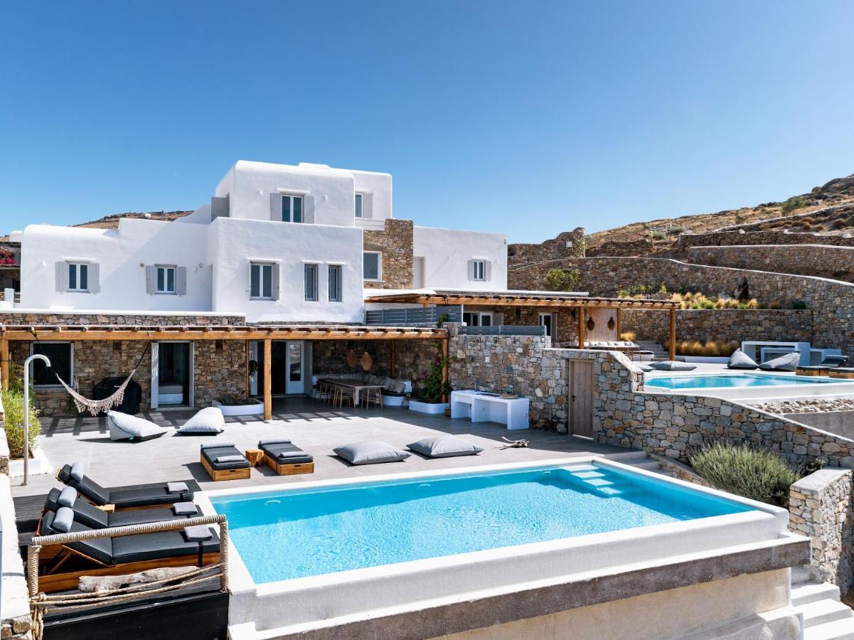 Villa Agapi, 2 Min Walk To The Beach & Heated Pool, By Red Windmill Villas Kalafatis Esterno foto